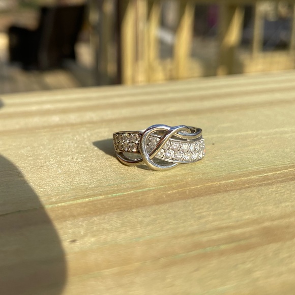 Le Vian 14 Karat White Gold Pretzel Ring - Picture 2 of 15